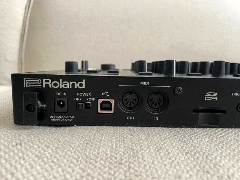 Roland TR-8S,  idealny stan