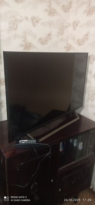 Телевизор sony kdl40we665 (работает пол экрана!)