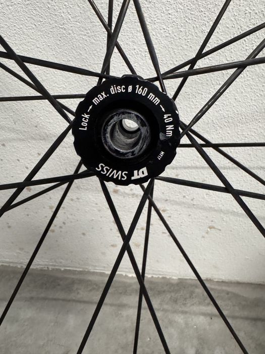 Rodas DT SWISS 30mm disco 11/12V