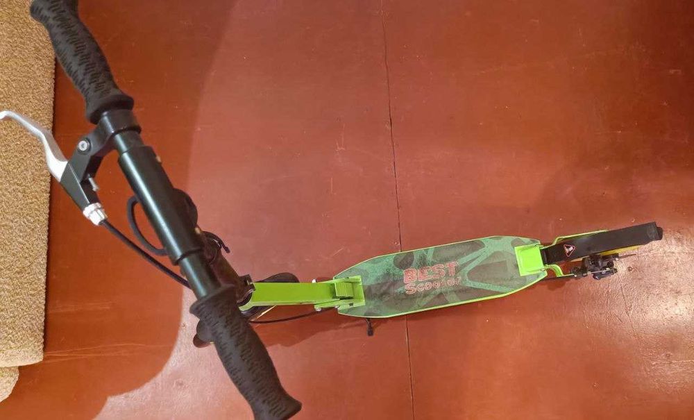 Продам самокат Best Scooter