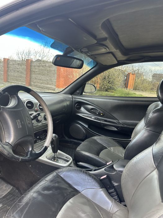 Hyundai Tiburon 2.0
