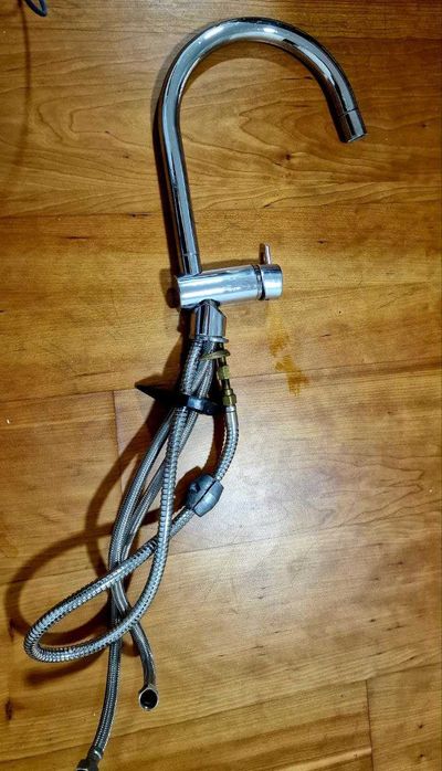 Countertop Faucet – Kitchen64575441370370121