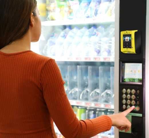 Платіжний термінал Nayax для автоматів з продажу води ПРРО \ з ПДВ