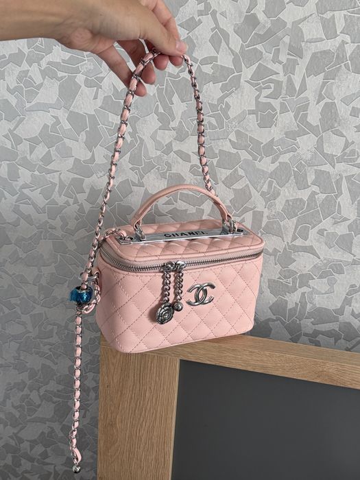 Рожева сумочка chanel