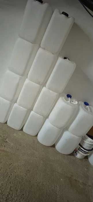 Kanister biały 25 L  16szt.