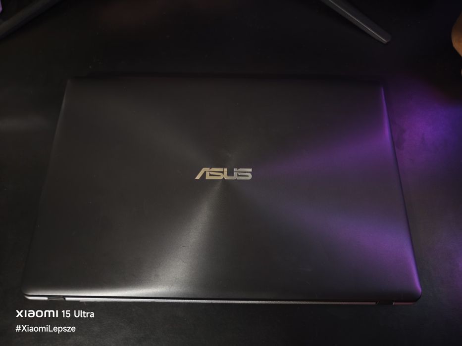Laptop Asus x550c Intel i3-3217U / GT720M 2GB / 6GB Ram / 256 Ssd