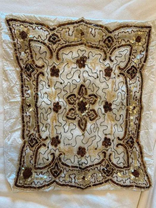 Capas de almofadas bordadas orientais