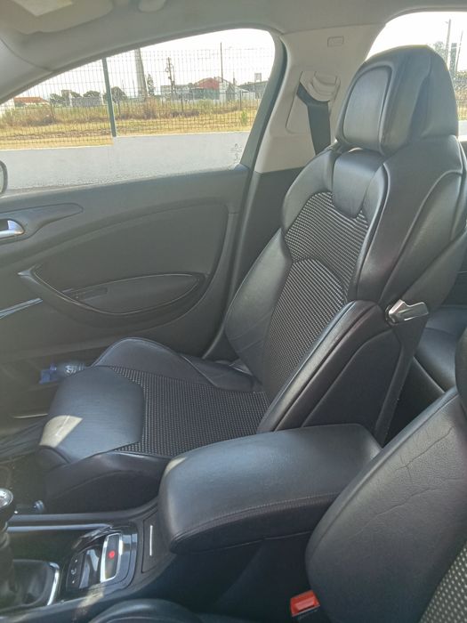 Citroën C5 2.0 HDi 163cv Exclusive Sedan (2014) – Mítica Suspensão Hydractive III+ (Estado Irrepreensível)