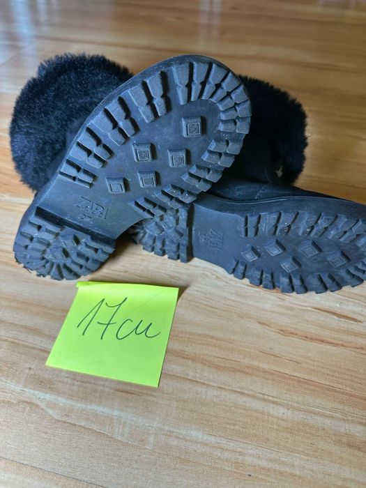 Botki Zara 27 rozmiar, wkładka 17cm