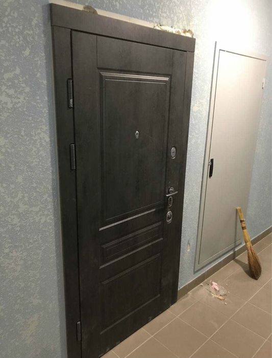 СКЛАД ВХІДНИХ ДВЕРЕЙ Металеві Технічні БУ  або Нові ( Монтаж )