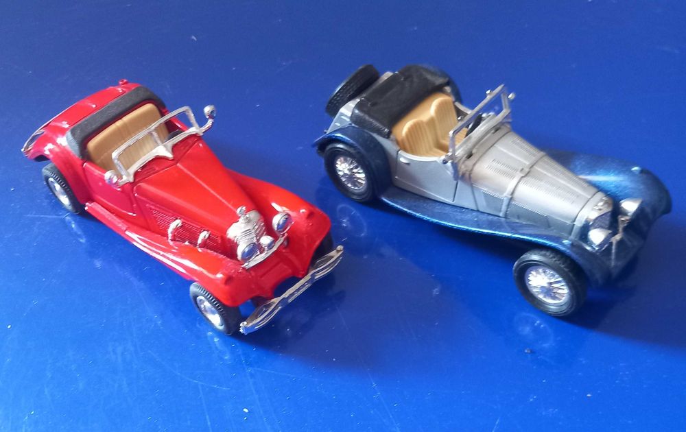 Lote 4 miniaturas escala 1.35