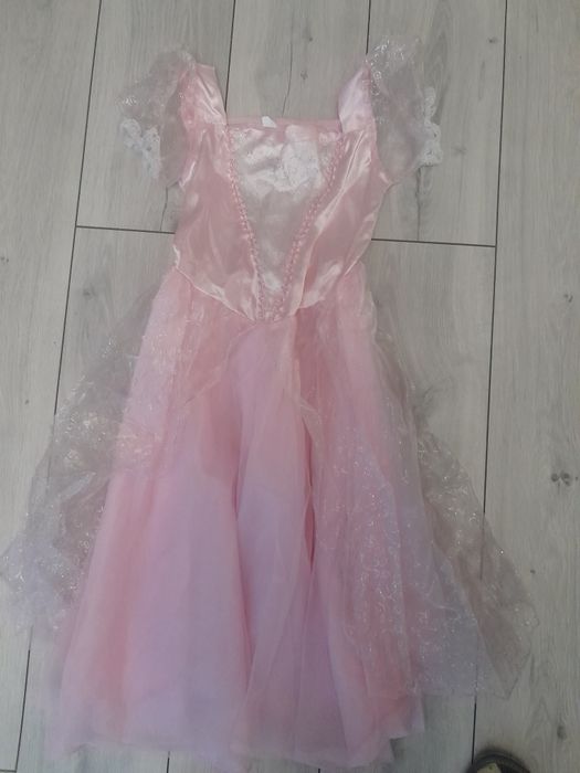 Strój karnawałowy sukienka księżniczka