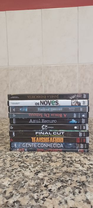 Grande lote de 60 filmes de vários géneros