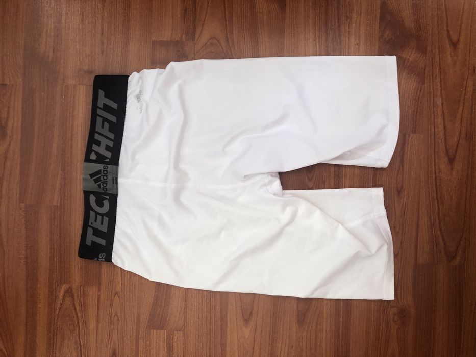 Компрессионные, термо шорты Adidas TECHFIT