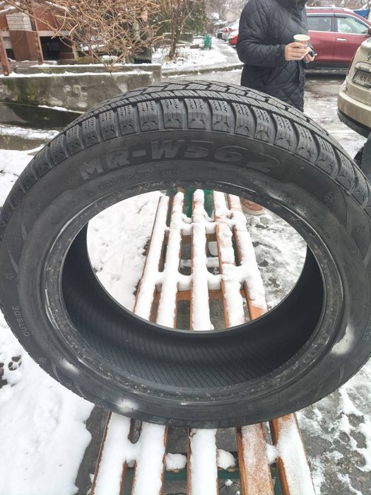 комплект зимових шин 225 55 18