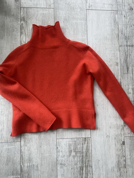 Теплый свитер Massimo Dutti