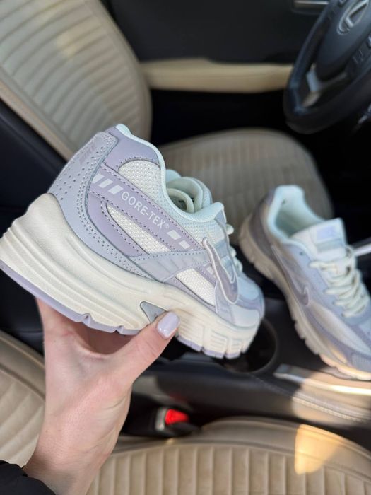 Nike Initiator жіночі кросівки найк