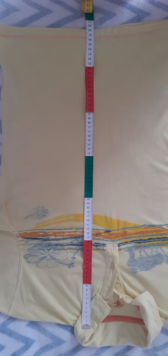 Koszulka polo żółta.