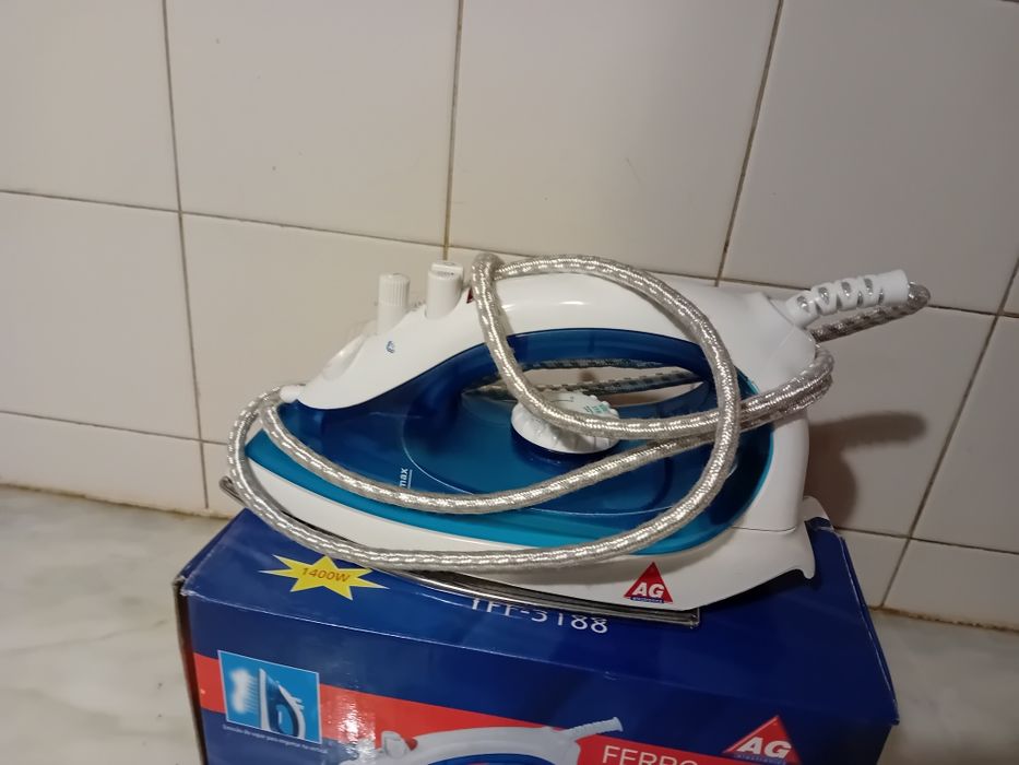 Ferro a Vapor Novo AG