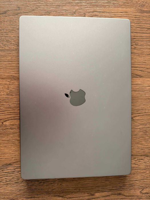 MacBook Pro 16” M2 Pro 16GB 1TB Space Gray