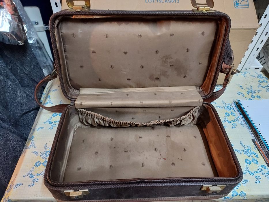 Mala modarte vintage em bom estado