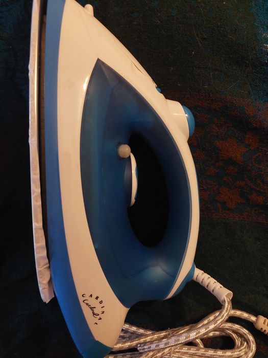 Праска домашня Cardinal