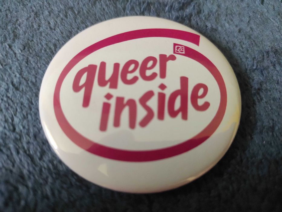 Przypinka Intel Inside - queer inside 58mm