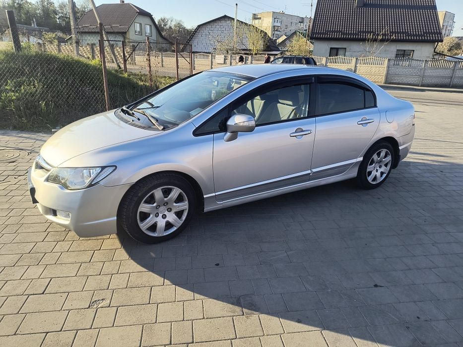 Honda Civic 2008, 1.8 газ/бензин