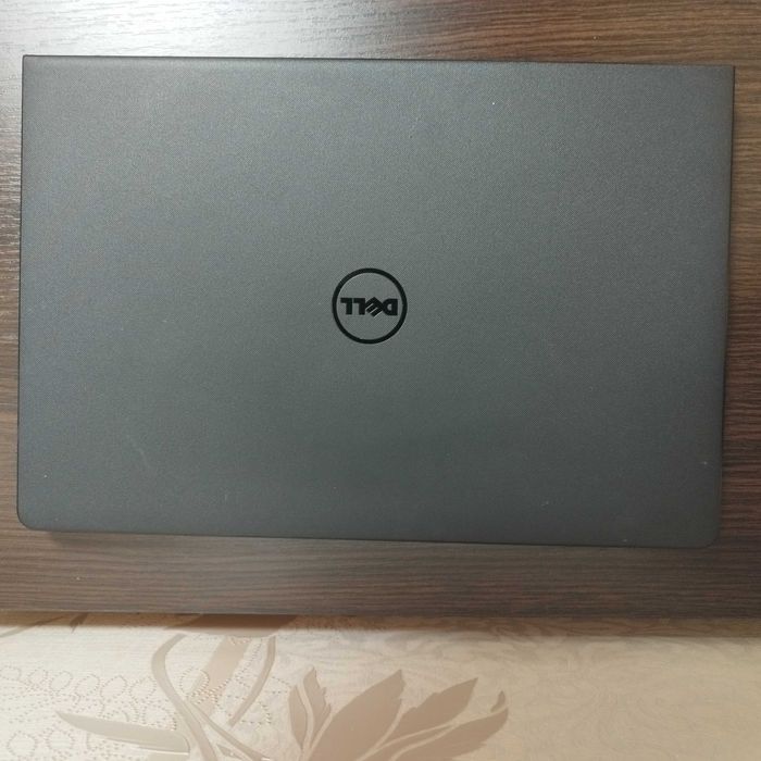 Ноутбук Dell Inspiron 3576 (I315F34H10DDL-7BK / 35Fi34H1R5M-LBK) Black