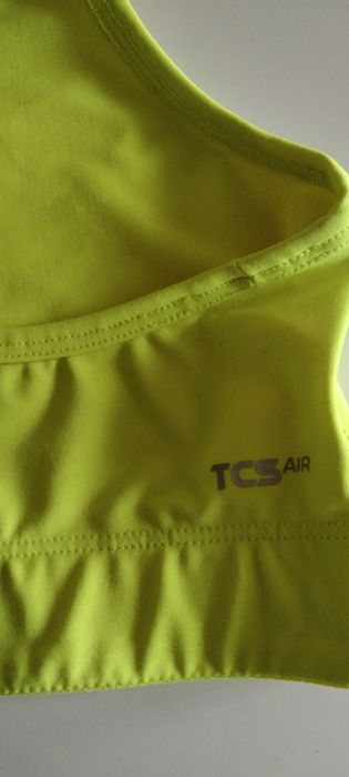 Biustonosz sportowy firmowy
