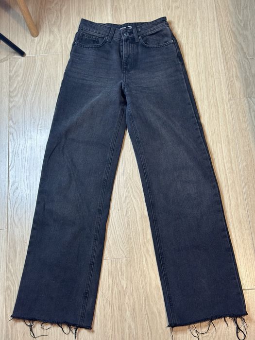 Джинсы черные прямые sinsay