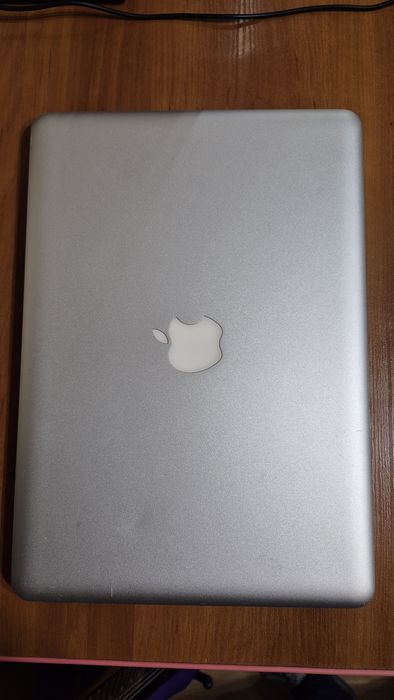 MacBook Pro на запчастини