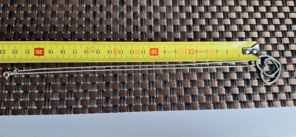Srebrny łańcuszek 46 cm  z zawieszką serce