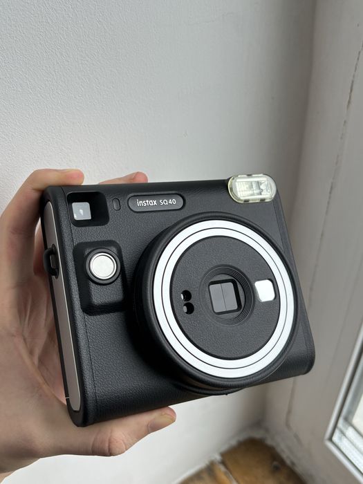 Терміново! Fujifilm Instax Square SQ 40 + фотопапір