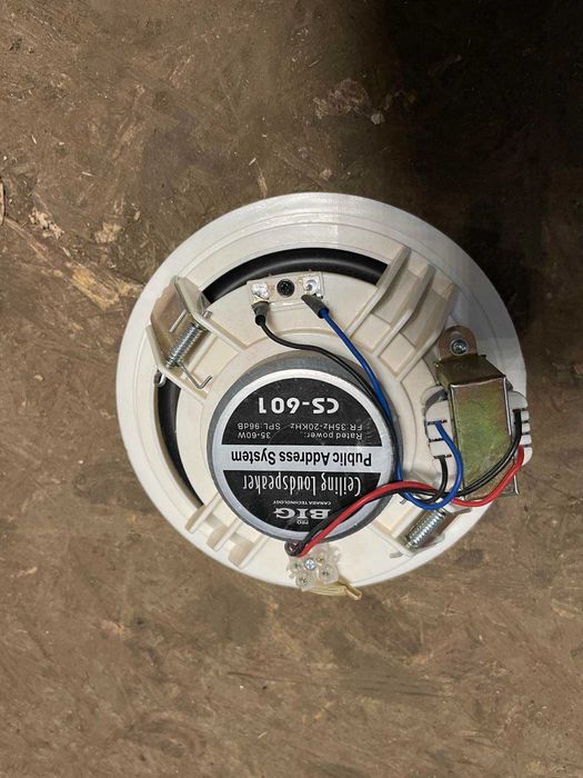 стельовий гучномовец Big музика колонка магазин кофейня бар