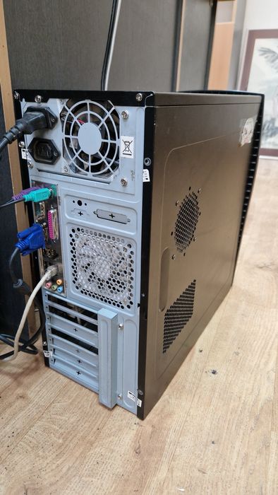 Компьютер AMD Athlon 64 x2/2GB/80Gb/Windows 7