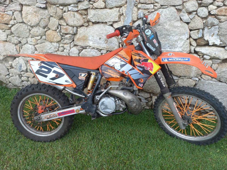 Vendo mota ktm 250sx de 99