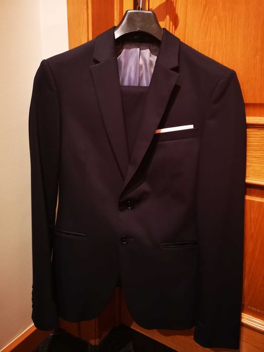 Vendo fato Zara de rapaz em azul escuro Alfragide • - Main Image