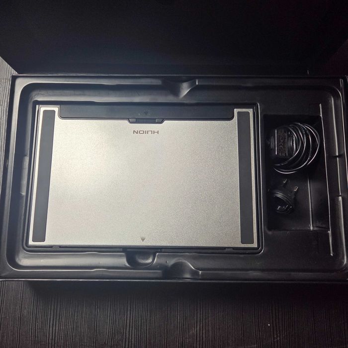 Tablet graficzny Huion Kamvas Pro 13