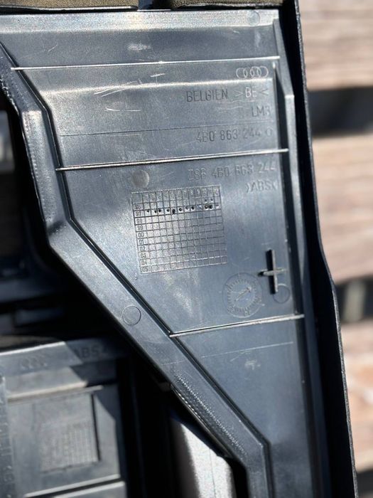 Центральна консоль Audi a6c5 2003