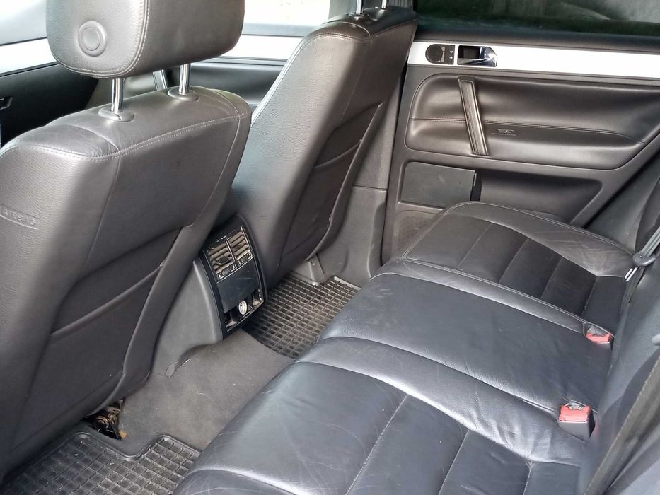 Touareg, najprostsza wersja, 2,5 TDI, 4x4, uszkodzony