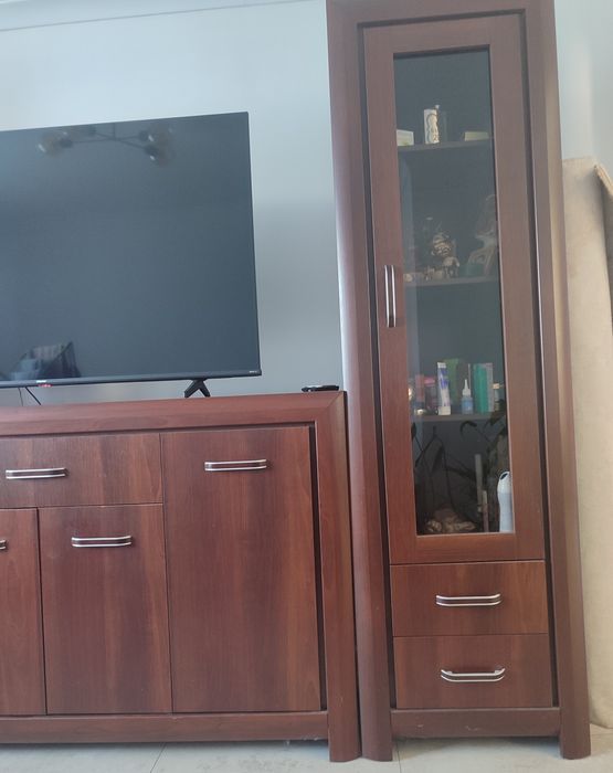 Zestaw trzyczęściowy mebli komoda witryna szafa