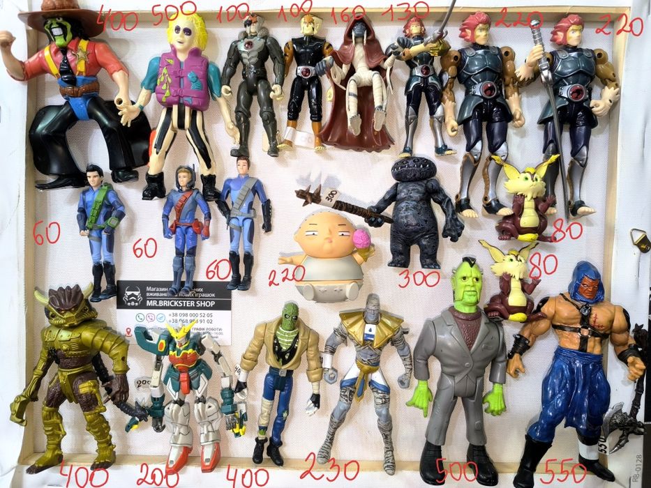 Фігурки рейнджеры фигурки скуби-ду хи-мен бен 10 годзилла атом гормиты