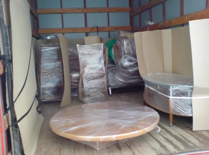 Вантажні перевезення Київ. Грузоперевозки. КВАРТИРНИЙ переїзд.