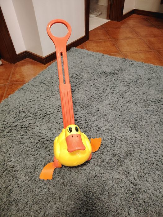 Brinquedo infantil de Pato