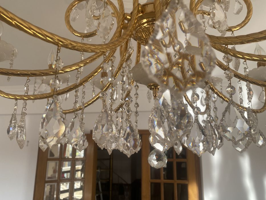 Candeeiro em cristal com banho de ouro altamente exclusivo com 5 apliq