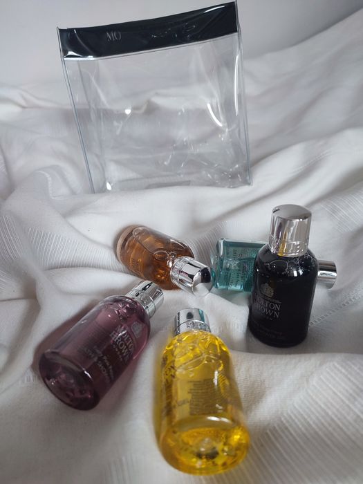 Molton Brown zestaw podróżny 5×50 ml
