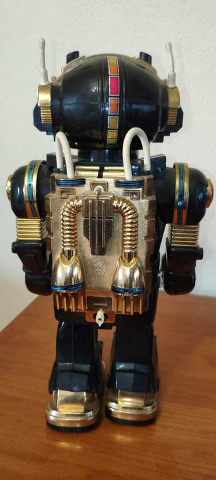 Space Warrior Robot CS-221 - Cheng Ching