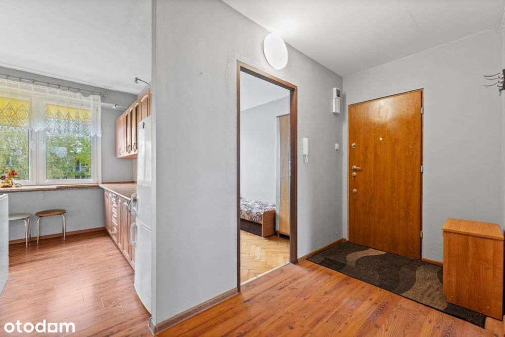 Lsm / 3 oddzielne pokoje / balkon / piwnica