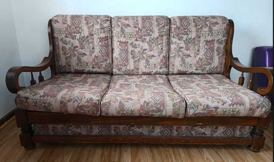 Sofá-Cama 3 Lugares – Versátil, Confortável e Funcional